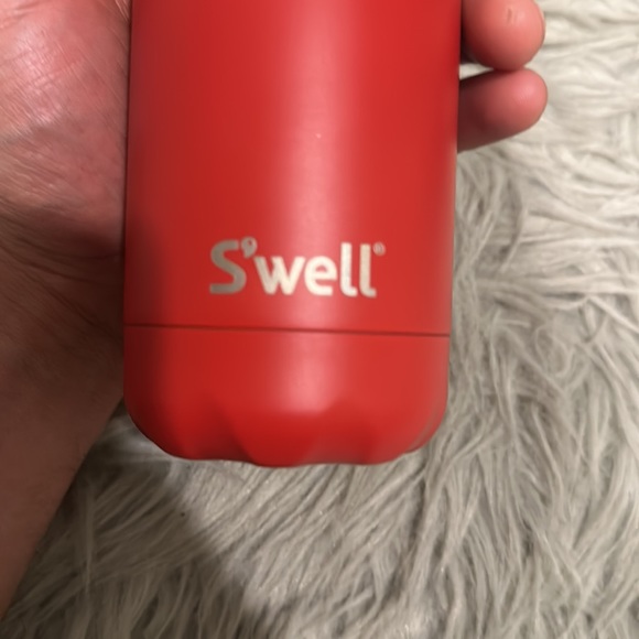 S’well - Picture 4 of 4